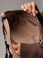 Кожаная сумка багет кросс-боди коричневый капучино
