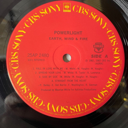 Винтажная виниловая пластинка LP Earth, Wind and Fire Powerlight (Japan 1983) (Obi)