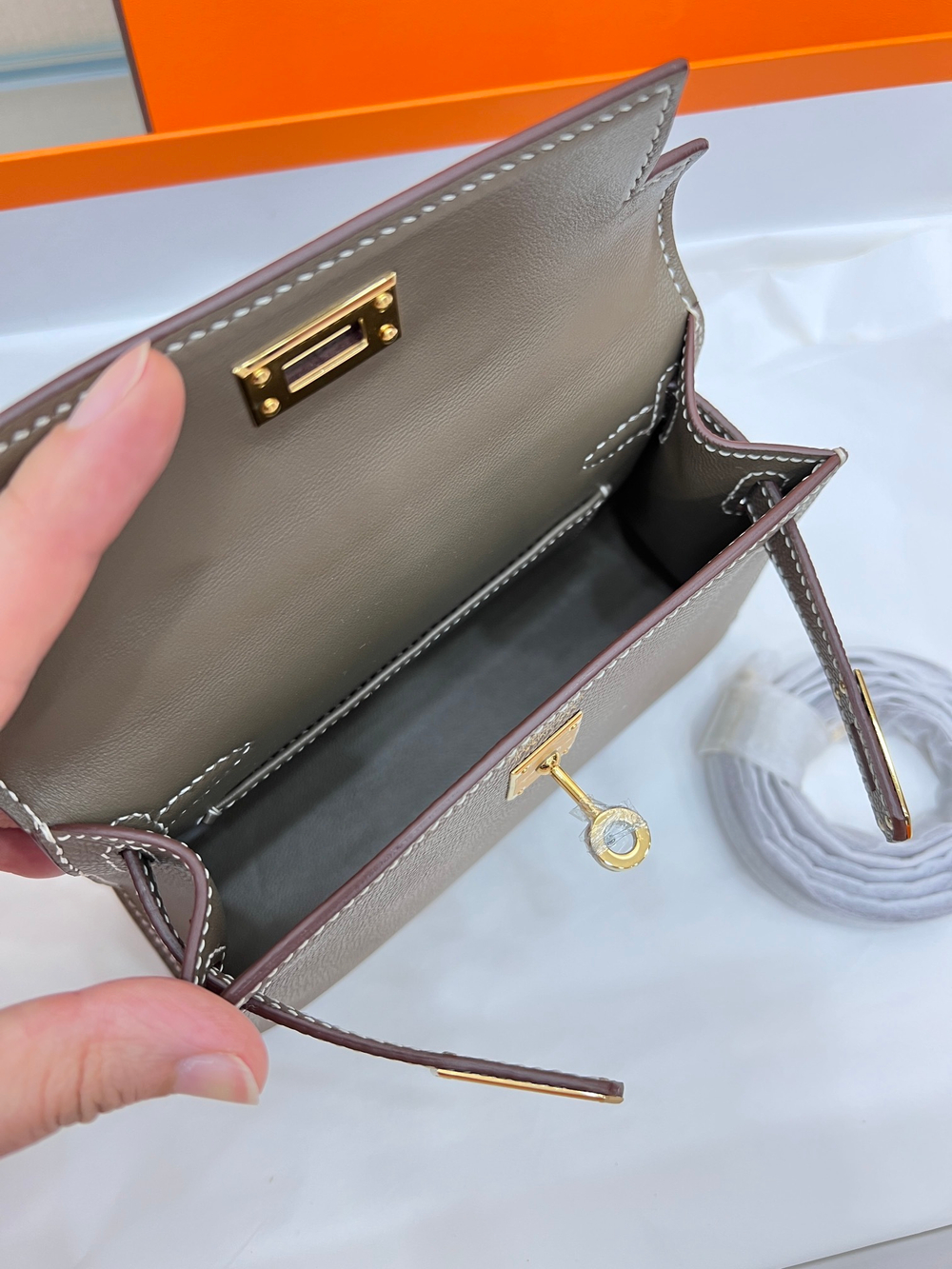Hermes Kelly 19