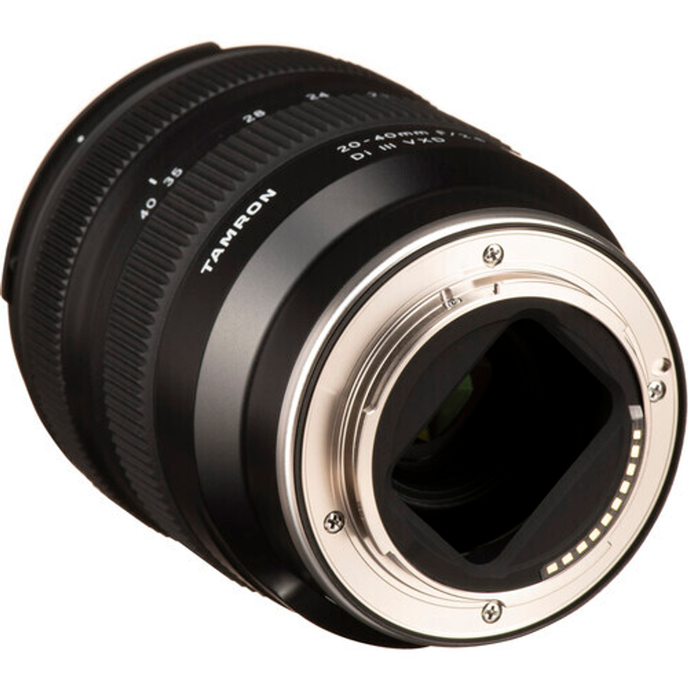 Объектив Tamron 20-40mm f/2.8 Di III VXD Sony E