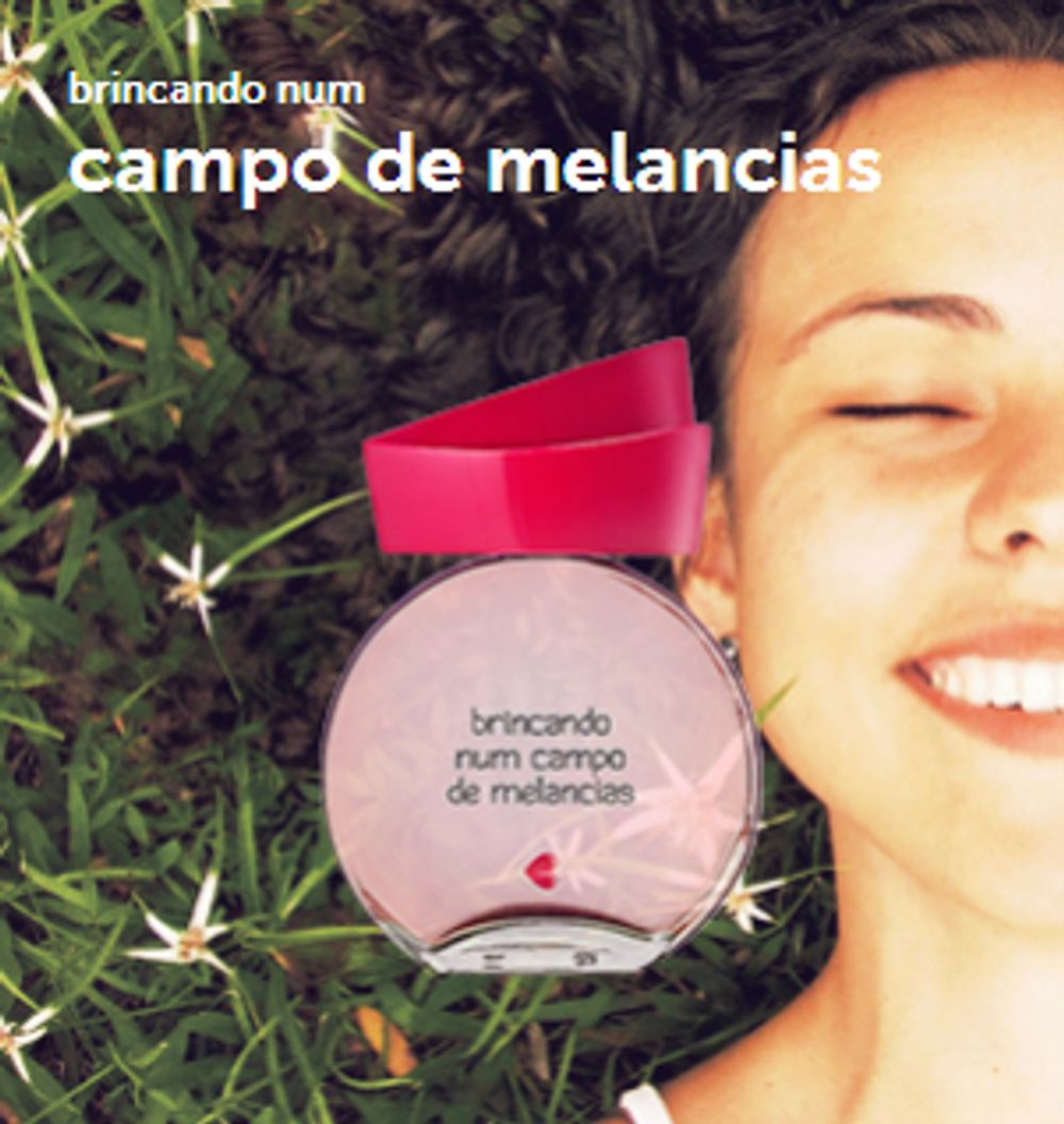 Quem Disse Berenice Playing in a Field of Watermelons (Brincando Num Campo de Melancias)