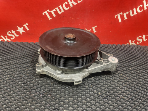 Насос водяной (помпа) 2017г