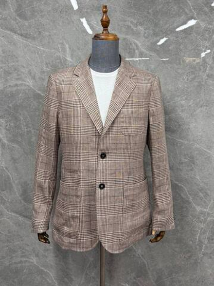 Льняной костюм Kiton