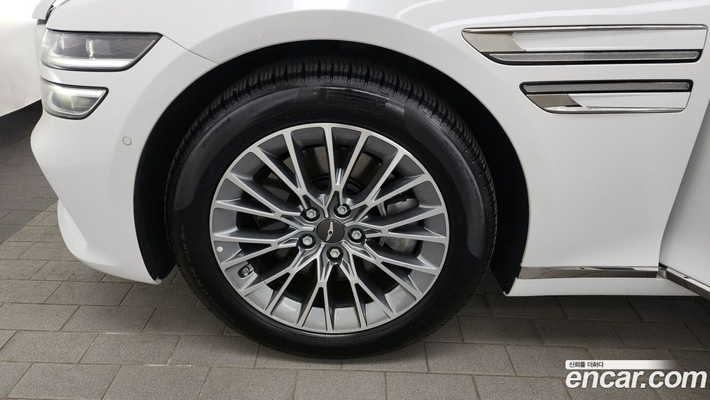 Genesis G80 (RG3) Бензин 2.5 Turbo AWD (04.2023)