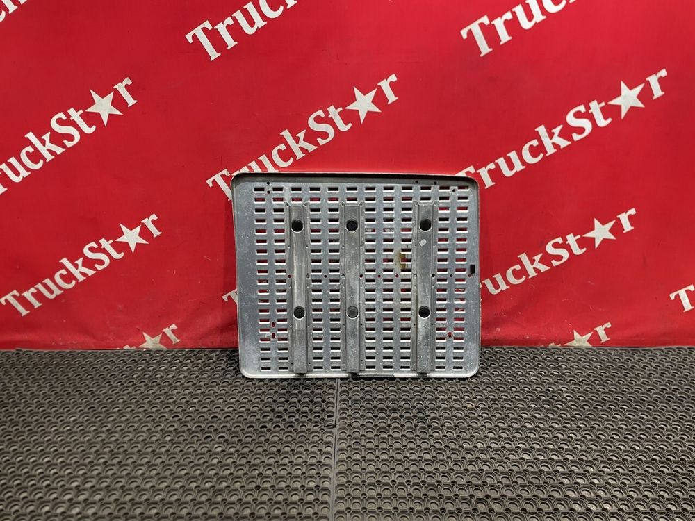 Трап на раму левый 2023г