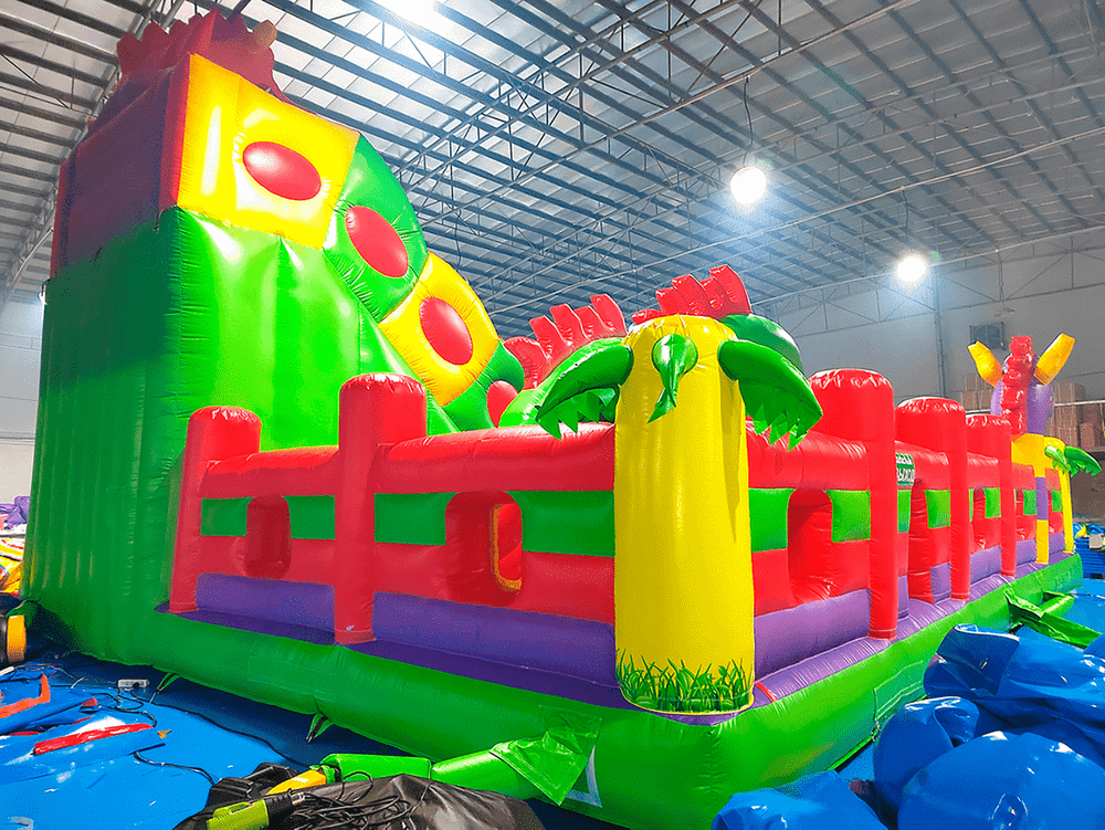 Большая надувная горка «Три дракона» 11*9*7 м