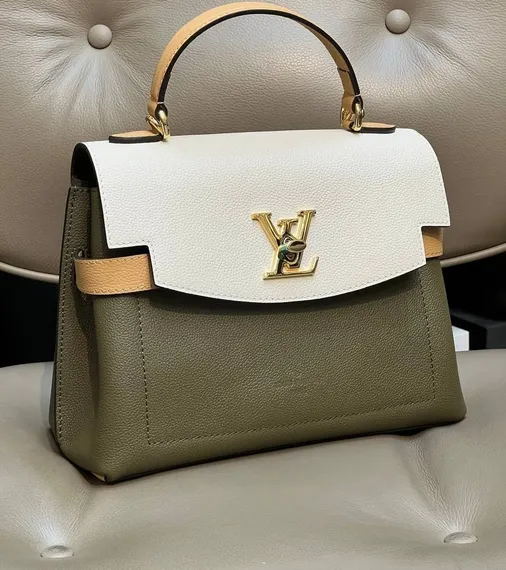 Сумка Louis Vuitton Lockme Ever BB зеленый