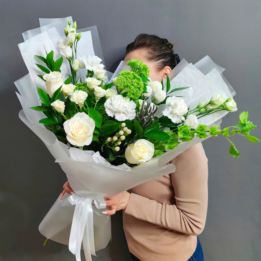 Авторский букет с молюцеллой