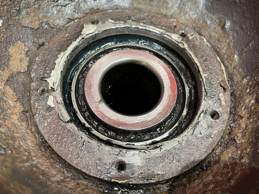 Ступица передняя 2016г.