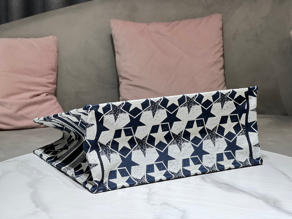 Christian Dior Book Tote 42 cm