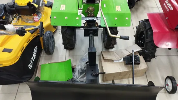 Адаптер для установки отвала на заднюю сцепку мотоблока