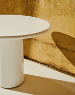 Журнальный столик Albanella из цемента с глянцевой белой отделкой Ø65 см