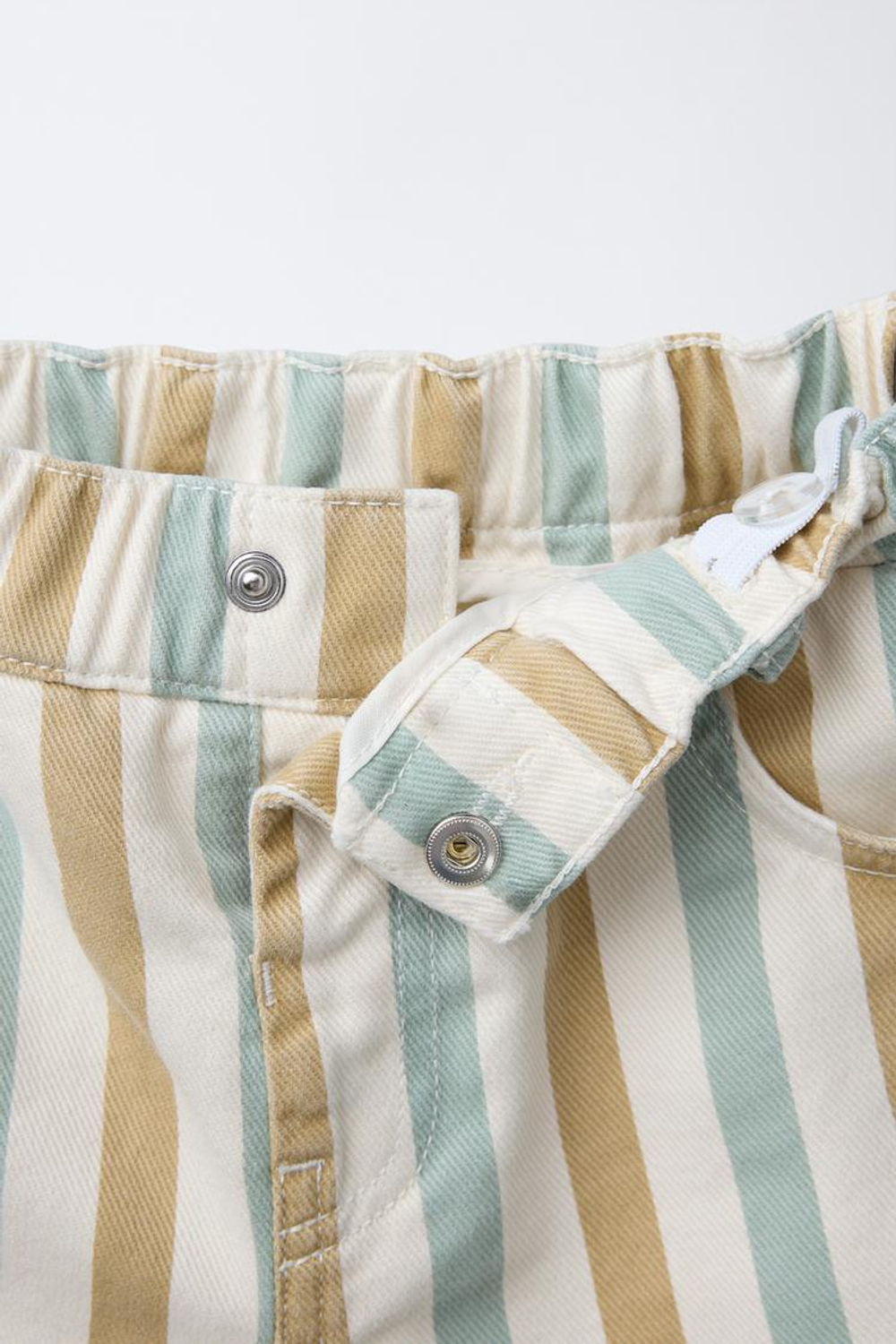 ZARA ШОРТЫ-БЕРМУДЫ В ПОЛОСКУ С ВЫШИВКОЙ, РАЗНОЦВЕТНЫЙ