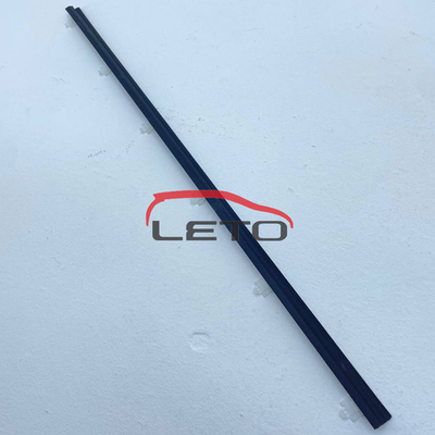 Уплотнитель передней двери 68160-60020 6816060020