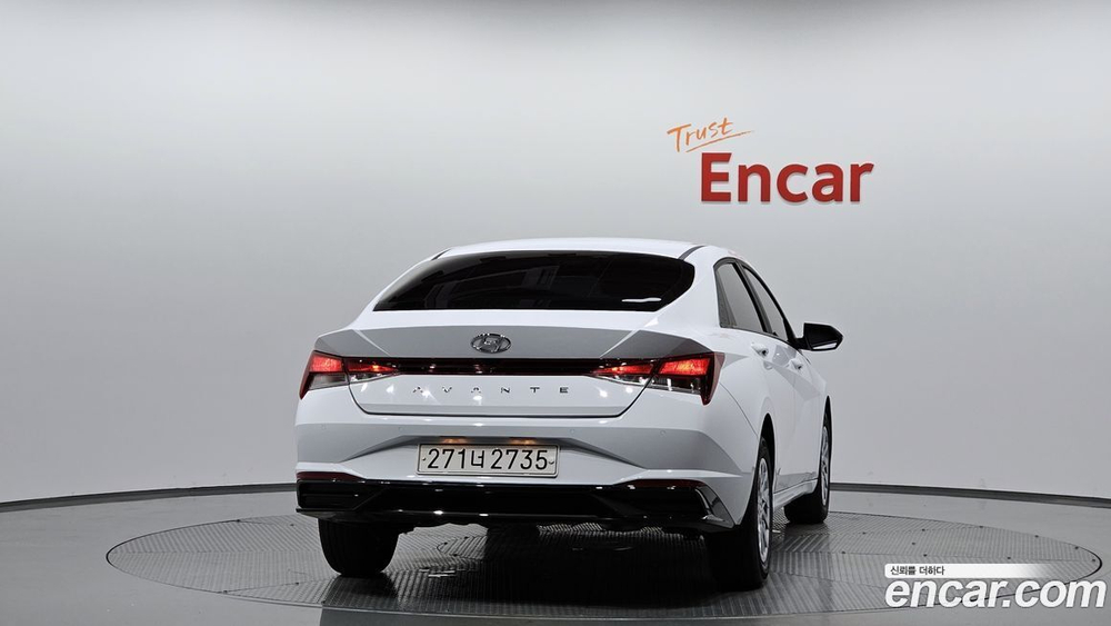 Hyundai Avante (CN7) 1.6 (12.2021)