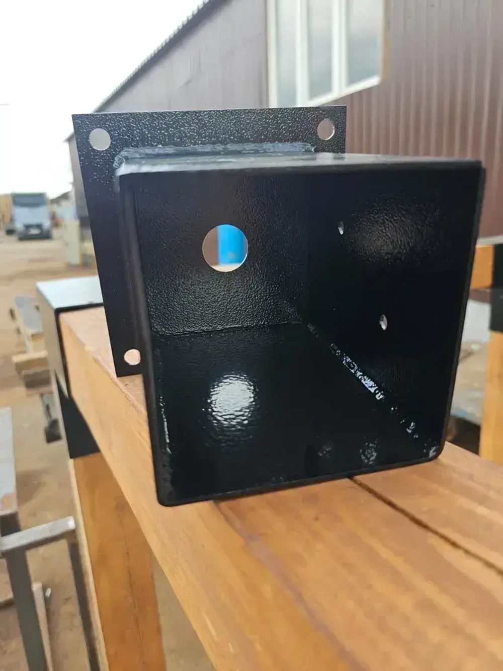 Кронштейн опорный 1 шт коннектор для бруса 100х100мм (опора деревянного столба)