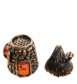 AM-2993 Наперсток «Домик лесника» (латунь, янтарь)