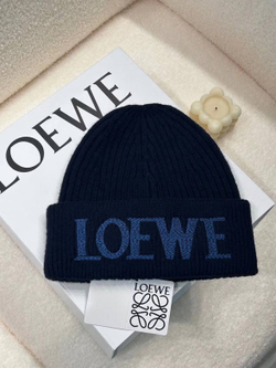 Шапка Loewe