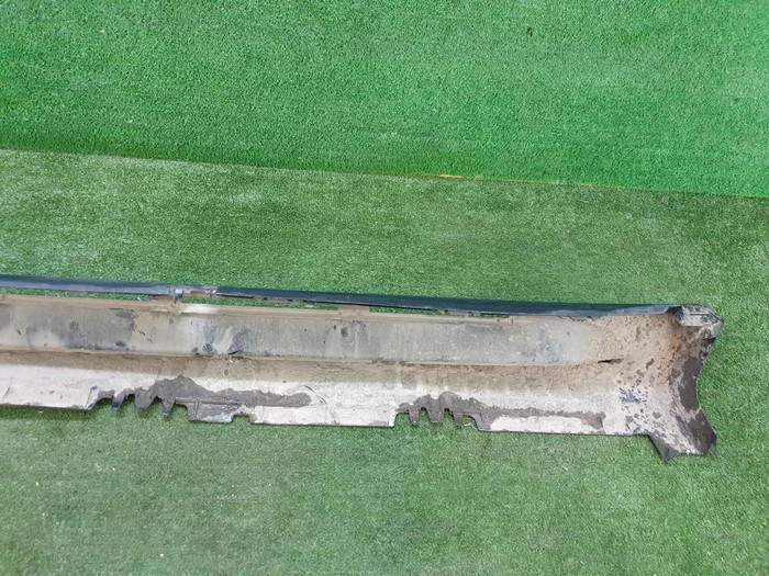 Накладка порога правая Mercedes GLE V167 (2018-н.в.)