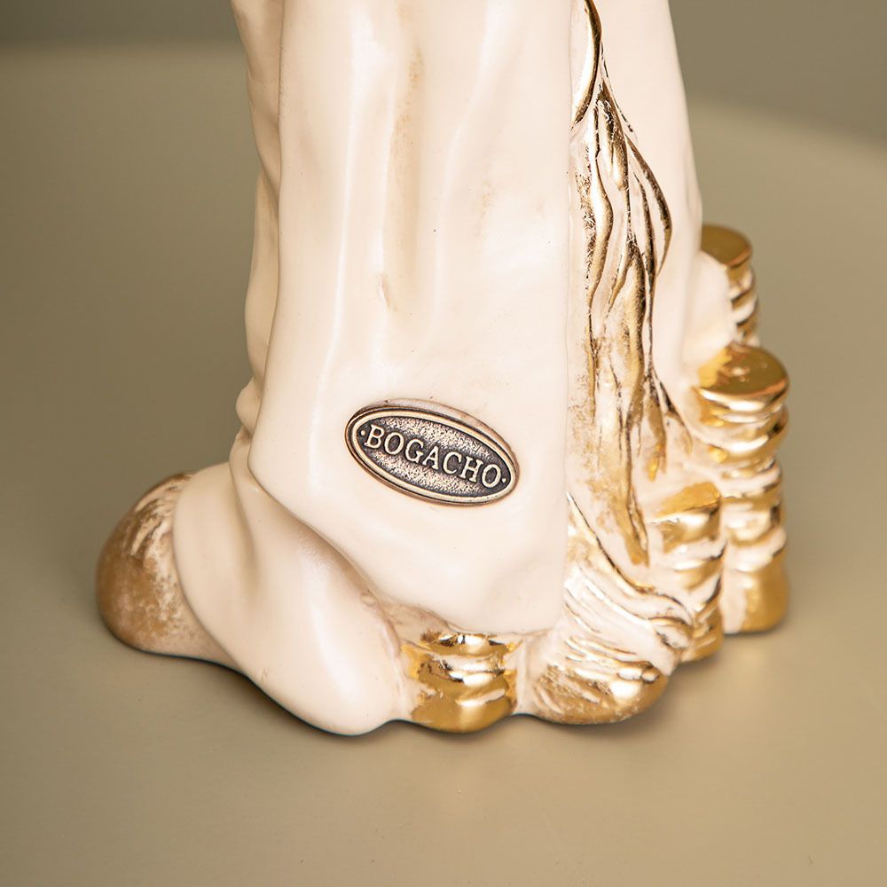 Скульптура Конь Оскар Айвори