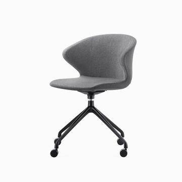 Офисное кресло Rolf