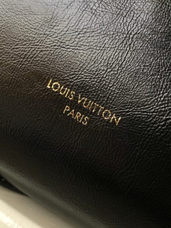 Louis Vuitton Bag 40 cm