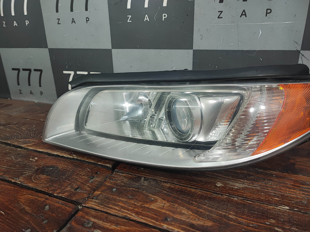 Фара левая Volvo XC70 S80 Cross Country 07-16 Б/У Оригинал 31353538