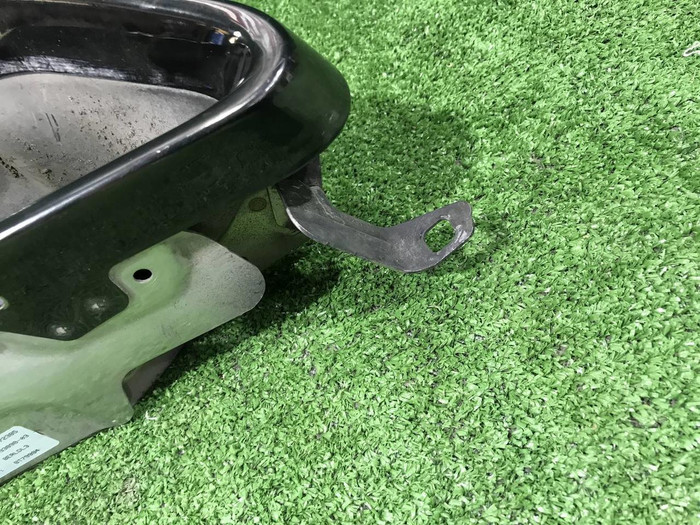 Насадка глушителя правая BMW 8er G14 (2018-2022)