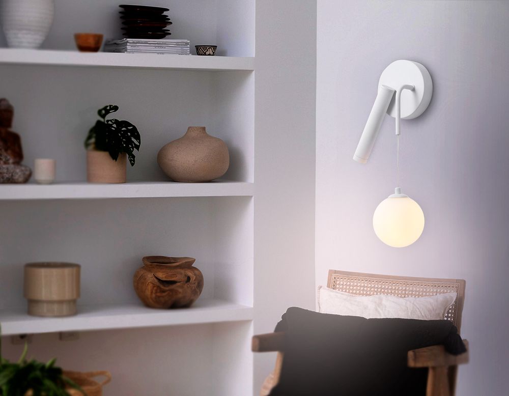 Ambrella Настенный светодиодный светильник со сменной лампой LineTech FL66383