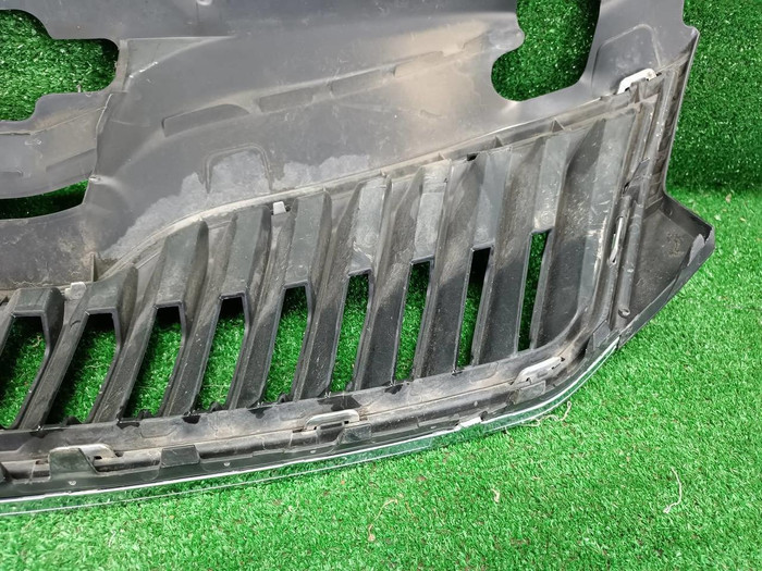 Решетка радиатора Skoda Rapid 1 (2012-2020)