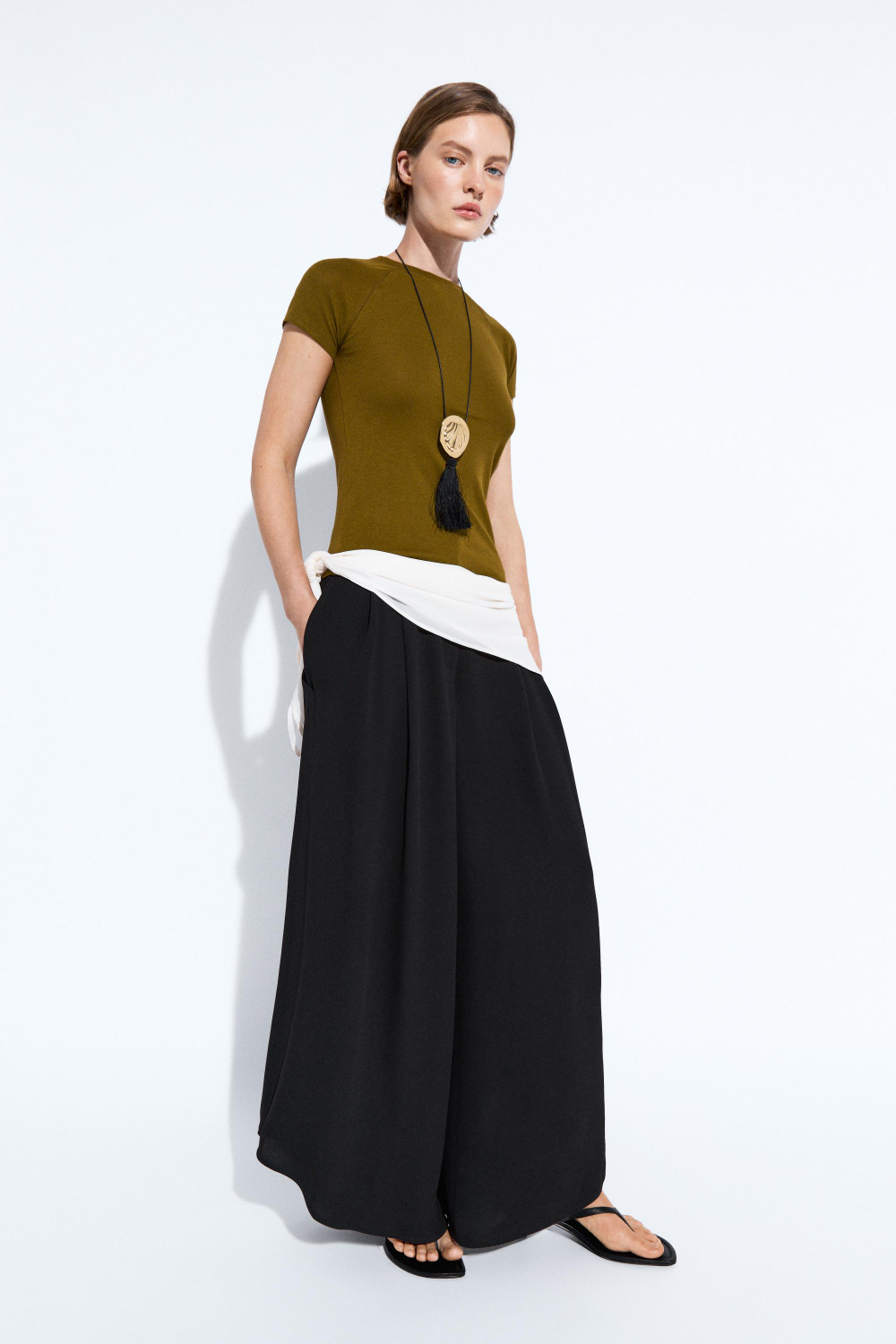 Massimo Dutti Широкие брюки со складками и объемным кроем, черный