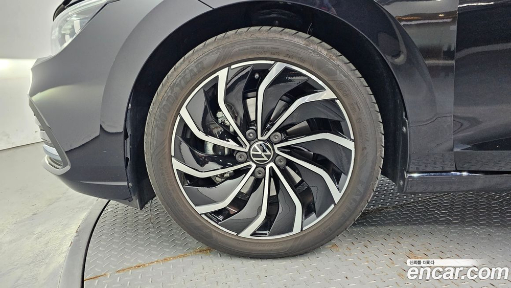Volkswagen Golf 8 Generation 2.0 TDI Prestige (04.2023)