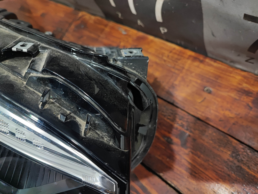 Фара правая LED Exeed VX 21-24 Б/У Оригинал 605000405AA