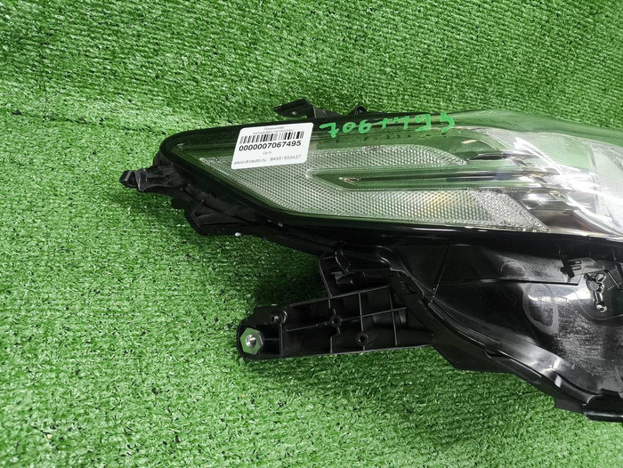 Фара правая Toyota Camry xv70 (2017-2021) LED