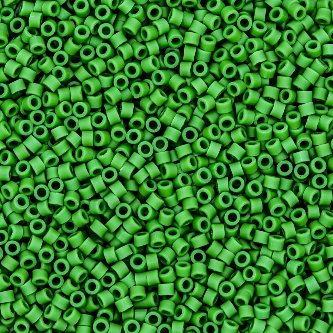 Японский бисер TOHO Treasure (№47F), непрозрачный матовый