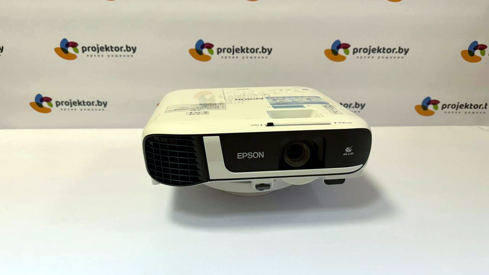 Проектор Epson CB-FH52