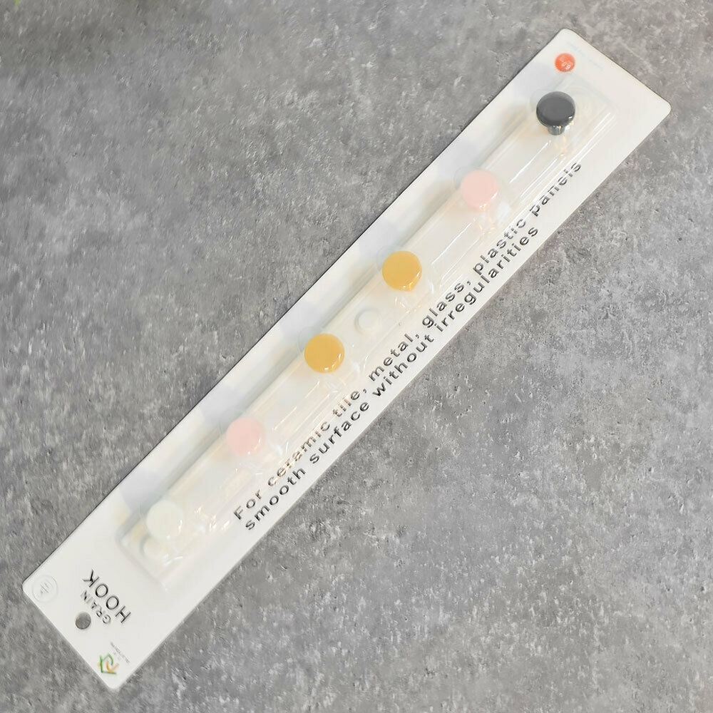 Вешалка настенная на липучке 6 крючков, 2826