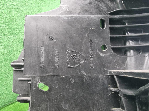 Телевизор Lamborghini Urus (2017-н.в.)