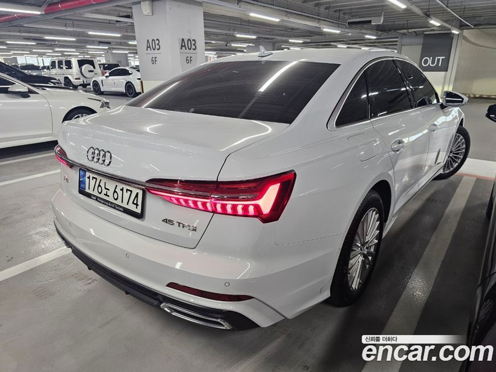 Audi A6 (C8) 45 TFSI Premium (01.2021)