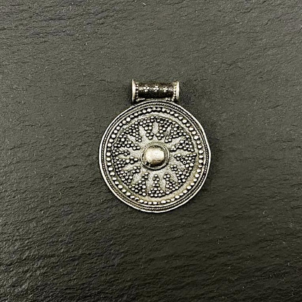 Подвеска. Клад из Гнёздово 10 в.