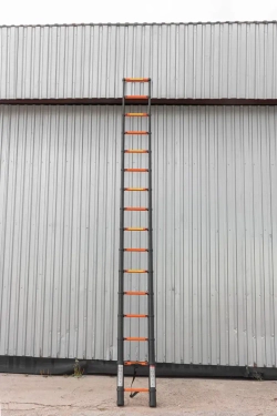 Лестница телескопическая алюм. бытовая 4.7м (16 ступ.) ISMA ISMA-UP470