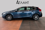 Volvo V40, 2017 год