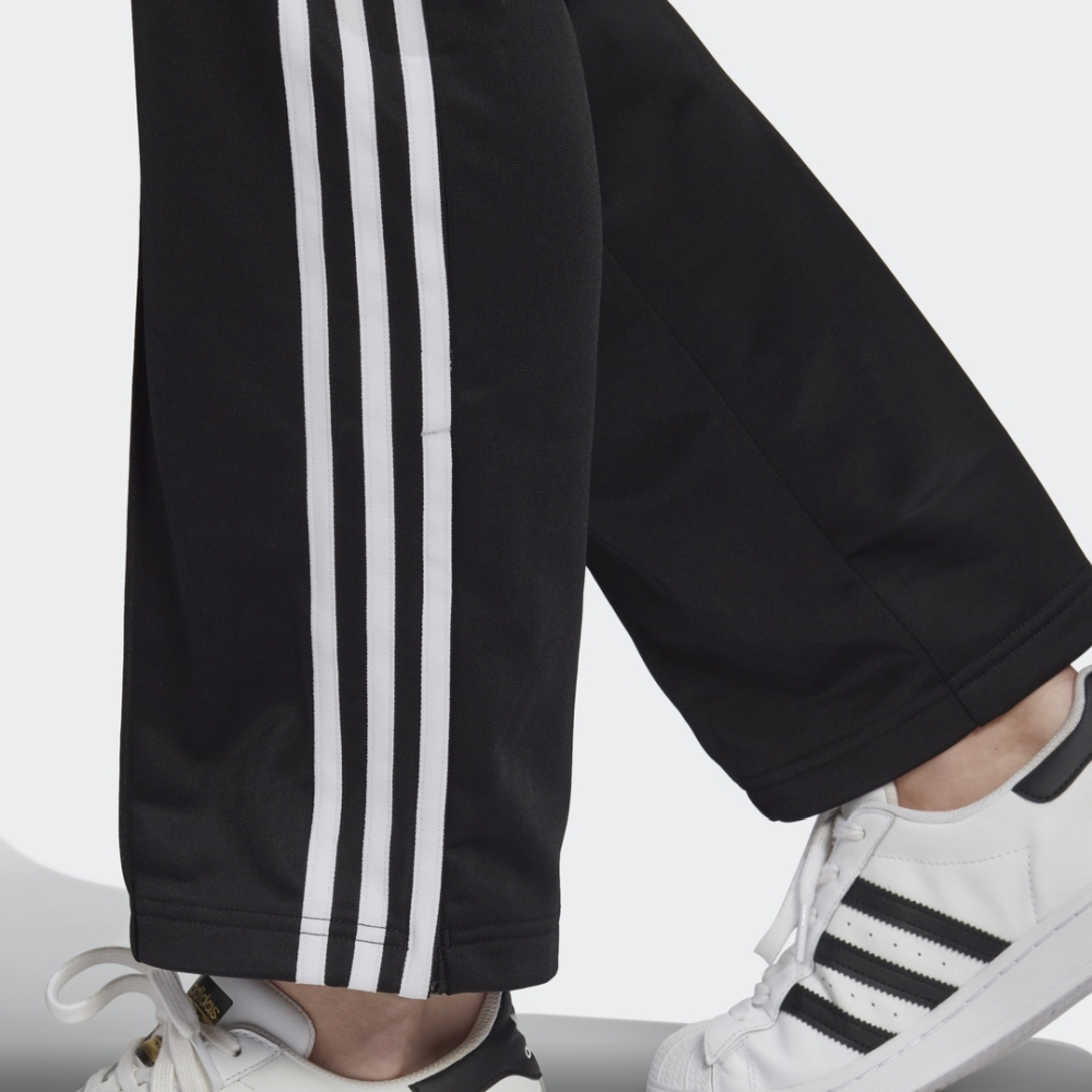 Adidas adicolor firebird on sale