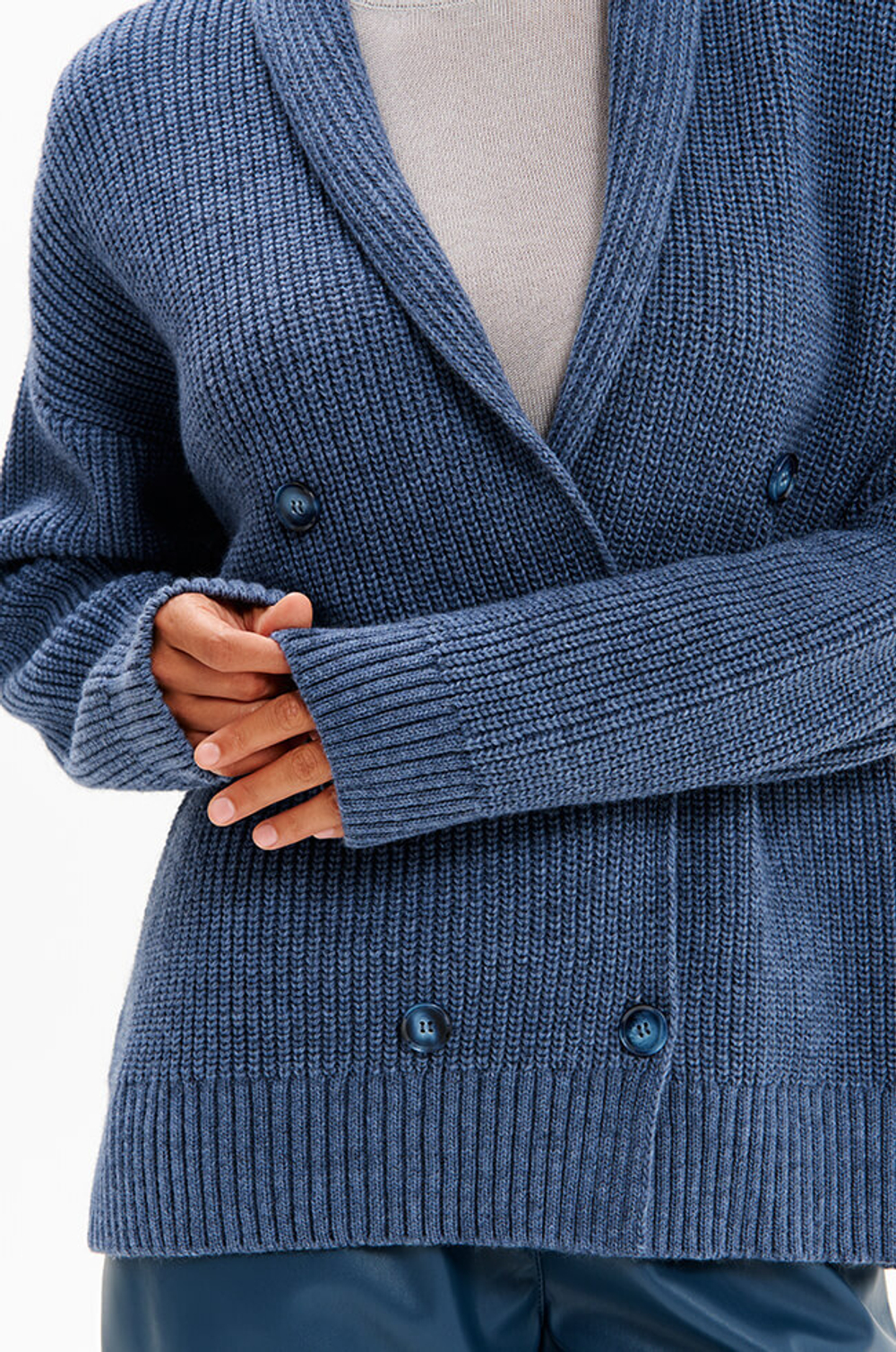 1948 Кардиган женский (дымчато-голубой)