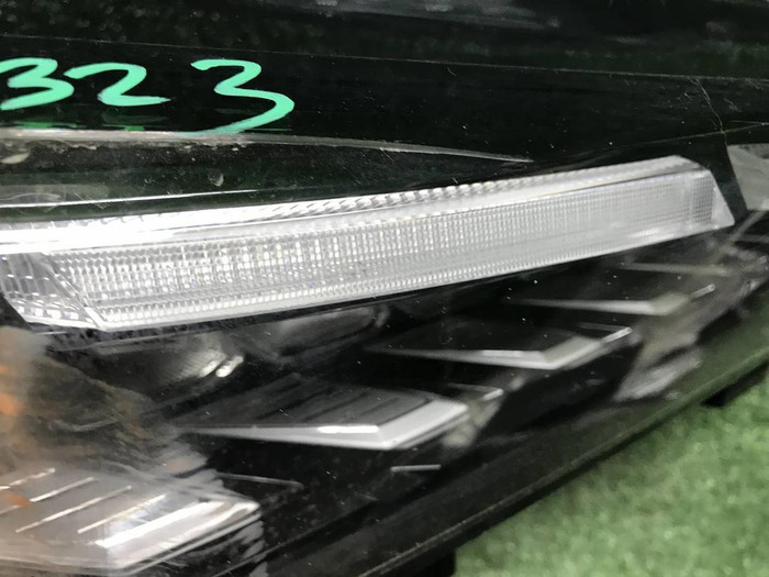 Фара правая Geely Coolray (2023-н.в.) LED