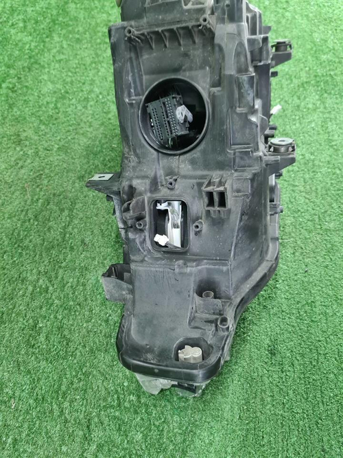 Битая Фара правая BMW 3er F30 (2015-2020) LED