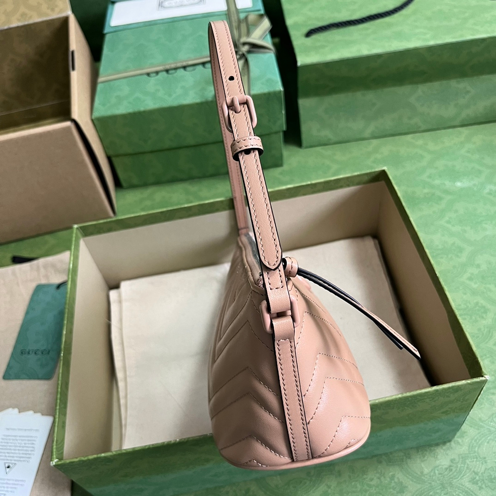 Gucci Marmont 23 cm