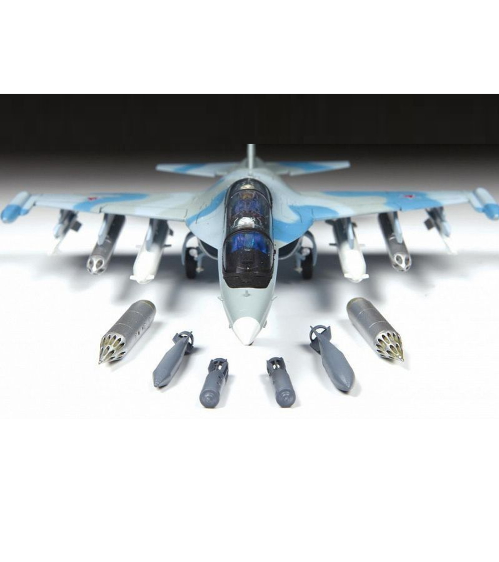 Сборная модель ZVEZDA Российский учебно-боевой самолет Як-130, 1/72