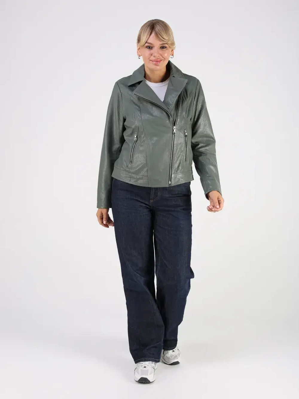 Кожаная куртка демисезонная косуха оверсайз