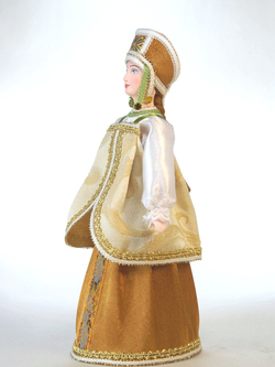 Кукла коллекционная Русская красавица в национальном костюме